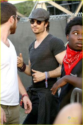 Ian Somerhalder Và Cuộc Bùng Nổ Chấn Động Trên Sàn Khấu Coachella - Tình Yêu Vượt Qua ranh Giới?